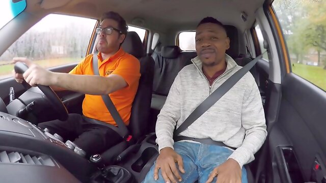 Georgie Lyall, Autó