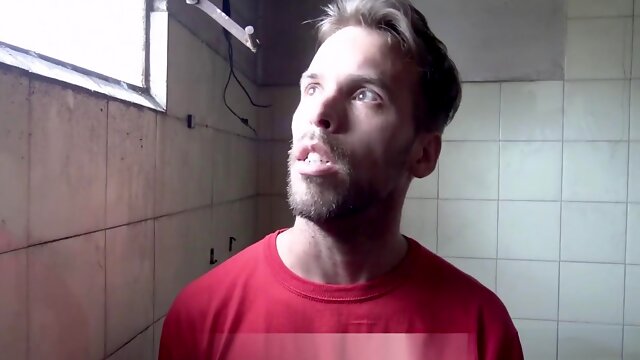 Builder gives extra services to his client on the construction site