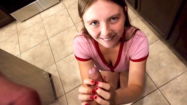 Daddy Compilation, Uma Jolie