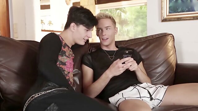 Sensual sex session as Kris Blent gives a French oral pleasure workout to Gabriel Angels eager mouth