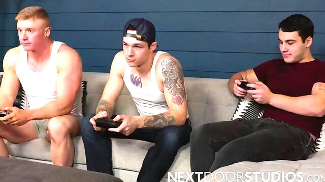 Ginger Sexy Muscle Spitroasted By Hunk Roomies - Nextdoorstudios