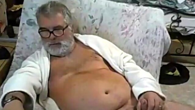 Bearded Daddy Stroking Solo9999