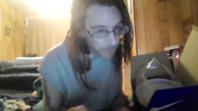 Skinny unshaved lad stroking off