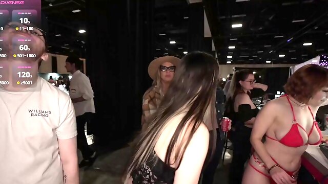 Amateur Lesbians Toying on Camera