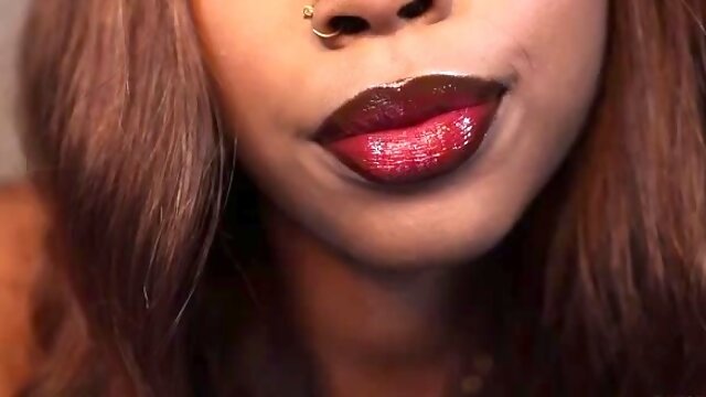 ServeQueenVee - The Kiss