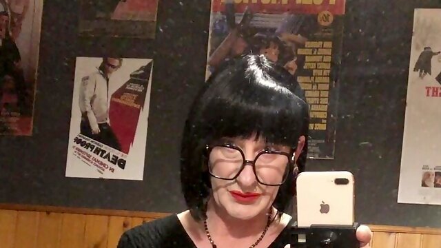 Shemale Mature Solo