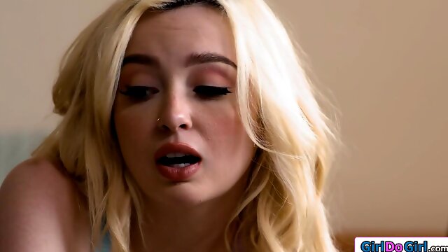 Stepmom fingers till homeworks finished