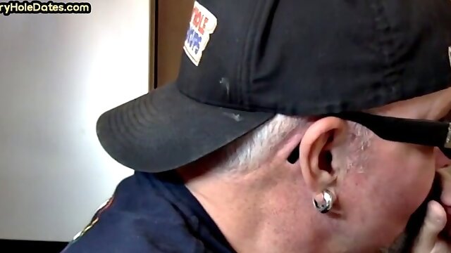 Gloryhole DILF sucks white dick in homemade closeup