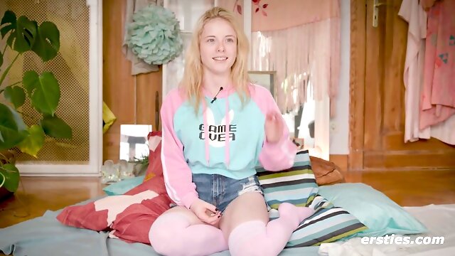 Deutsch Solo Masturbation, Mia Adler Solo, Solo Gemüse, Küche Solo, German