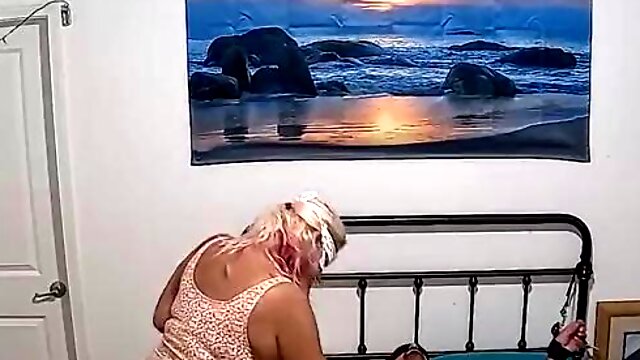 Submissive Wife Turns Tables on Tormentor