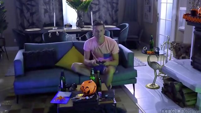 Yiming Curiosity - Zombie Teen 18+ Halloween Double Team