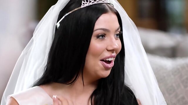 Holly Day enjoys while getting fingered by Emma Magnolia