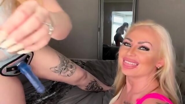 Blonde lesbians strapon anal