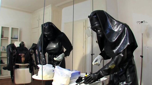 Amateur MILFs doing BDSM