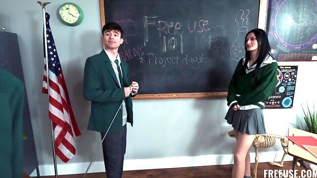 Extra Credit For Using The Teacher - Whitney Oc