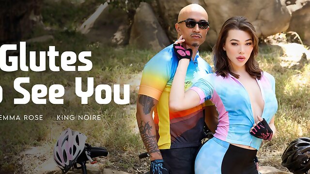 Glutes To See You, Scene #01