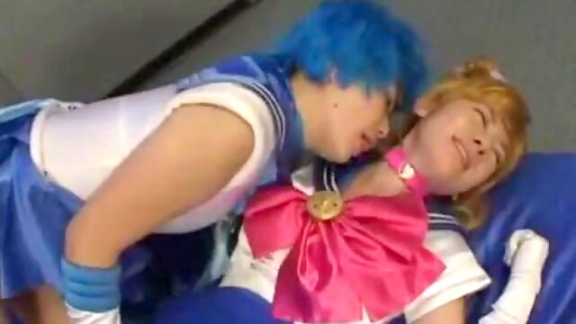 Japonesas Lesbianas, Lesbianas