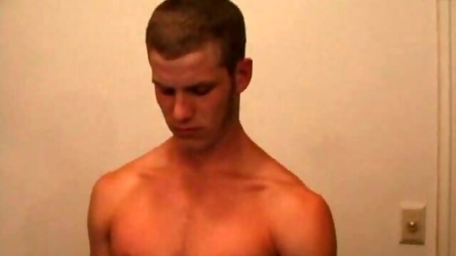 Kyler has been waiting for his big debut. A hot mid-westerner, the young man works construction and skates at the job site in the evenings. After working all day long and boarding, Kyler needs to unwind with a little personal time.