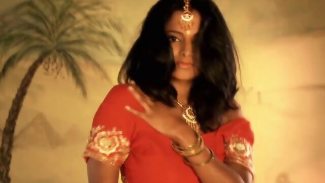 Bolly Girl Sacred Position Dances Beautifully and Flawless