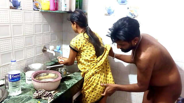 Indian Girl Has Hard Sex in Kitchen Mumbai