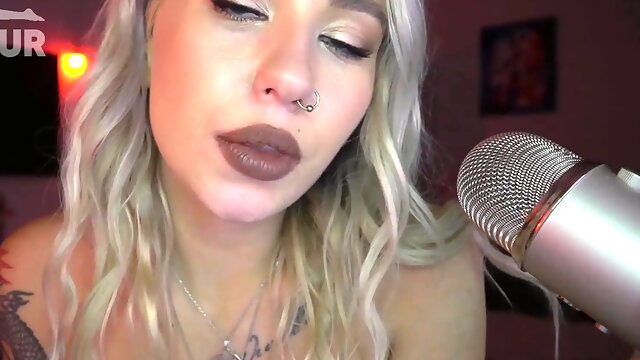 Saliva Spit Solo, ASMR