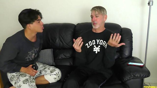 Boyfriends  Spanking Fight - Julian Jaden, Richard Lennox