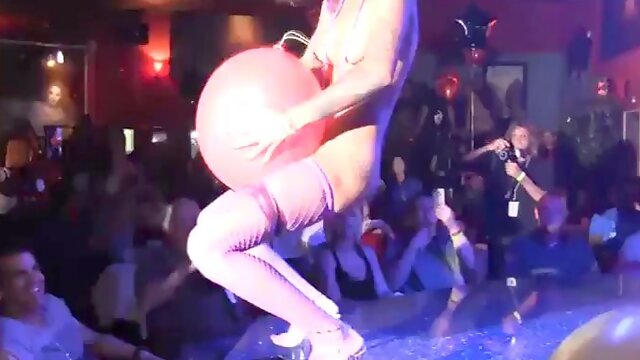 Bonnie Rotten  Joanna Angel Dance At Stripclub