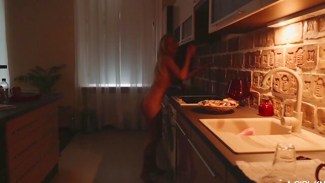 Inviting harlots lesbian crazy porn video