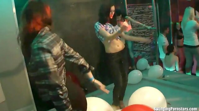 Bisexual sluts fucking in club