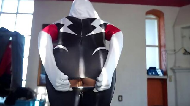 Fucking SPIDERGWEN