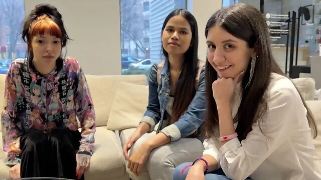 Casting videos
