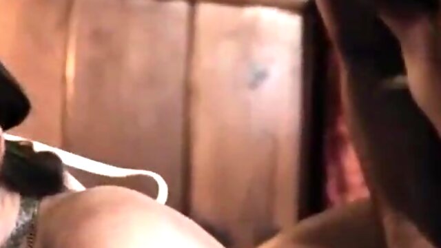 Blindfolded bae pussysmashed in 3some by two srangers