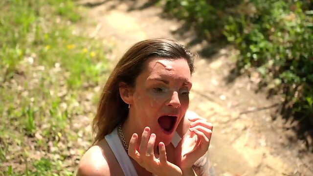 French MILF caught masturbating and was fucked outdoor