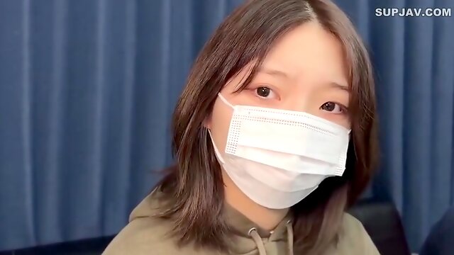 Pelosa, Adolescente, Carine, Inserzione