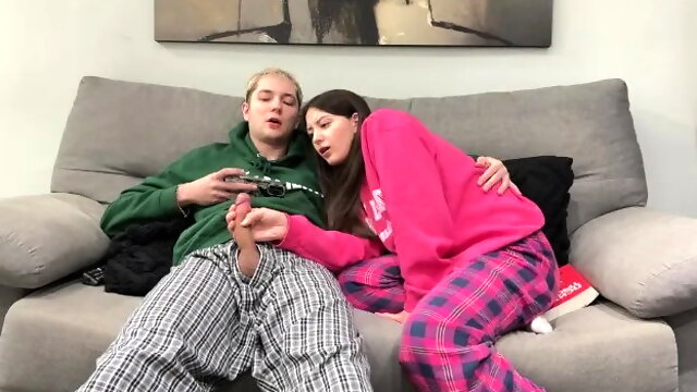 Step Brother Watch Porn and Jerk off next to Step Sister! but She Decide Hand...