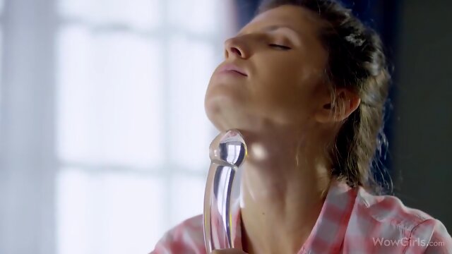 Gina Gerson Solo, Solo Anal