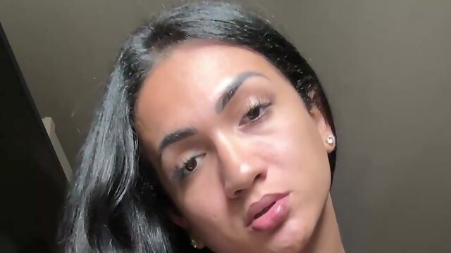 Cumming Solo, Shemale, Blowjob, Brazil, Room