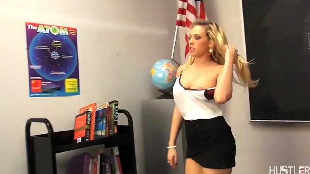 MILF Teacher Kagney