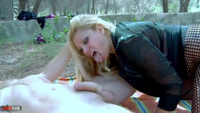 Watch Pleasing Terry Kemacos Action