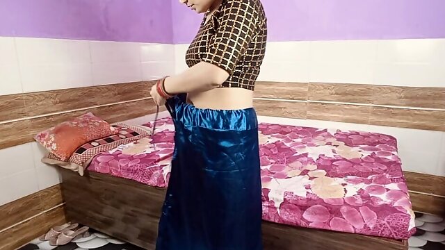 Desi Bhabhi Was Getting Dressed