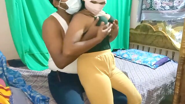 Indian village aunty Lovely Malar gets down and dirty in desi style