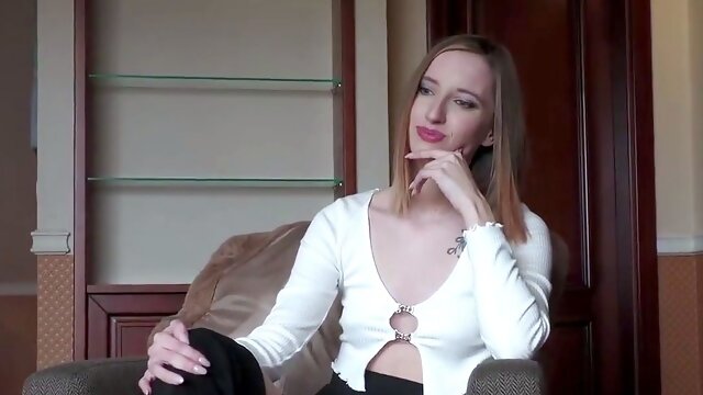 [WoodmanCastingX] - Trixxxie Fox In Casting X - Trixxxie