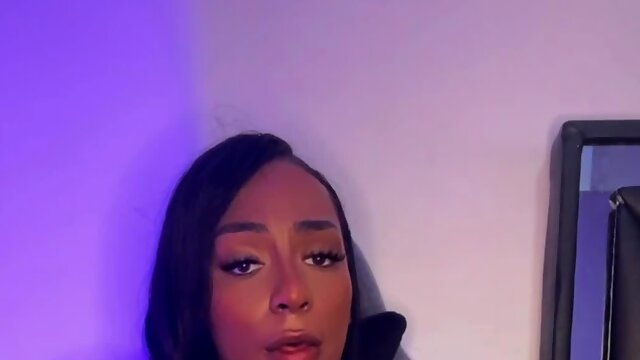 Shemale, Cumshot