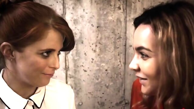 Hot brunette amateur MILF rides hubbys cock