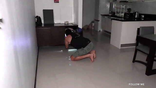  a Thief Broke into My House and Fucked My Pussy and Filled It with Cum! Une...