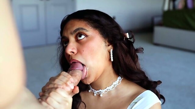 Indian temptress provides blowjob and handjob services