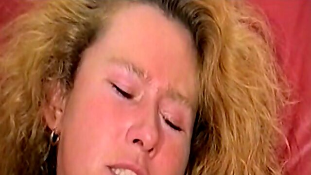 Pussy Licking German MILF Showing Her Skills on Casting