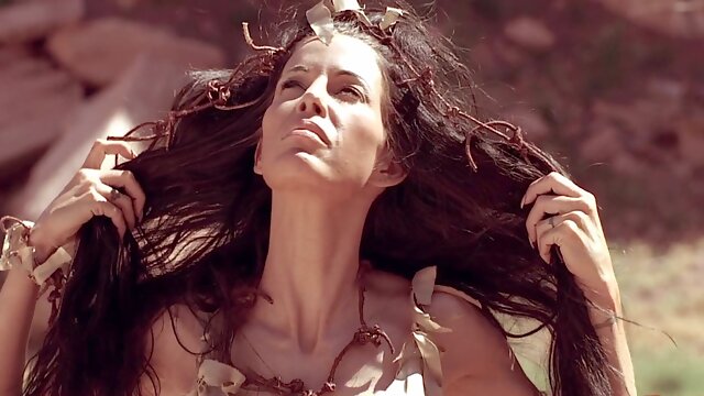 Amazing fucking on the floor with stunning model Kagney Linn Karter