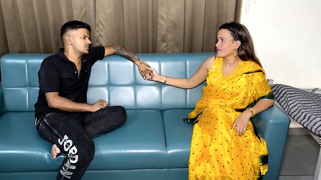 The Brother-in-law Had Never Had Sex, Speak to the Sister-in-law, Then the Sister-in-law Said, I Teach You How to Have Sex and T