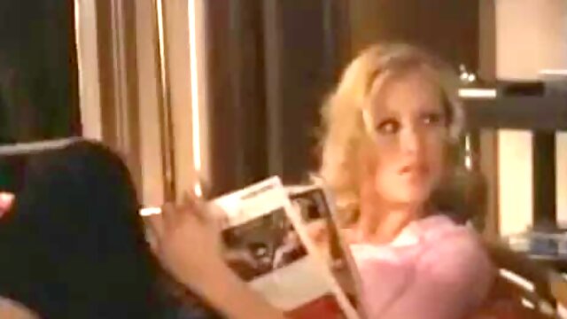 Femme Au Foyer, Lesbiennes